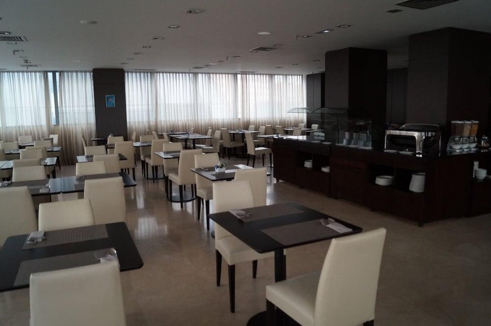 Lcb Hotel Fuenlabrada Dış mekan fotoğraf