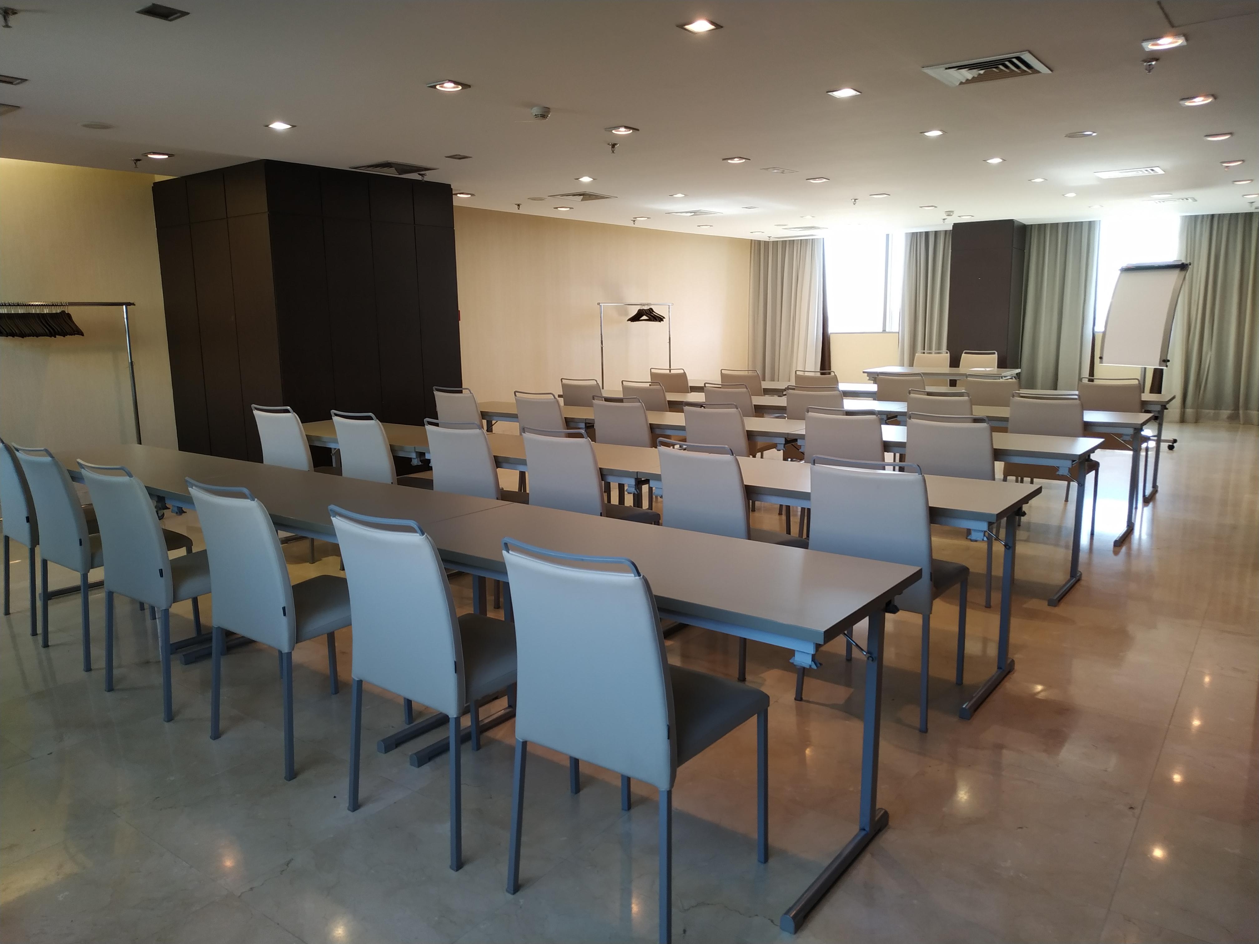 Lcb Hotel Fuenlabrada Dış mekan fotoğraf
