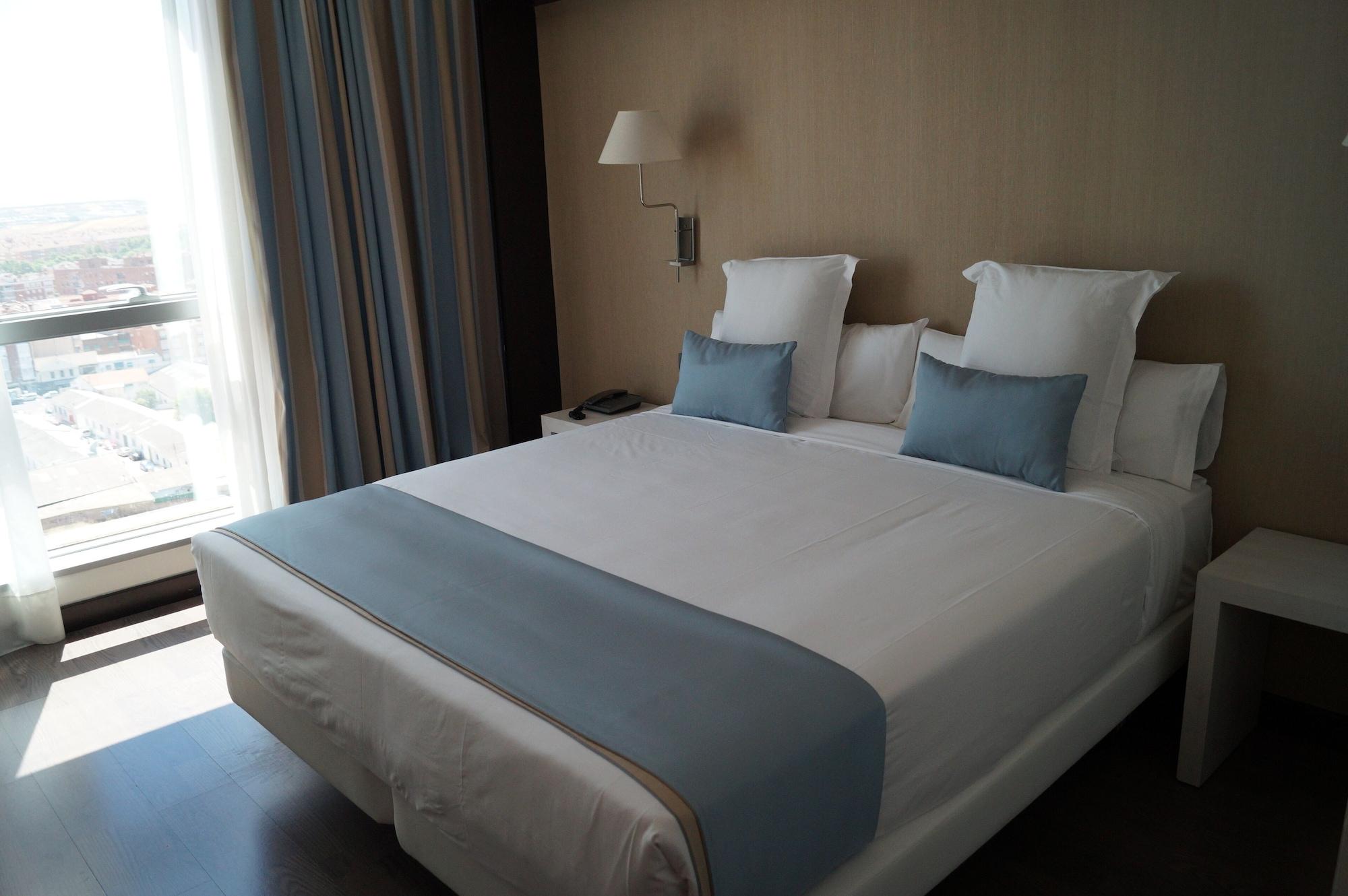 Lcb Hotel Fuenlabrada Dış mekan fotoğraf